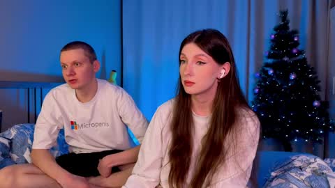 Snapshot of gethigh_ chatting on December 2024 05:51:01 PM Liz and Mark online show from December 2024 05:51:01 PM