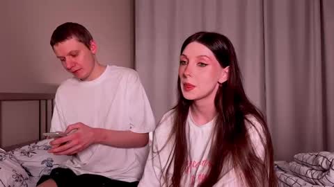 Snapshot of gethigh_ chatting on February 2025 07:30:01 PM Liz and Mark online show from February 2025 07:30:01 PM