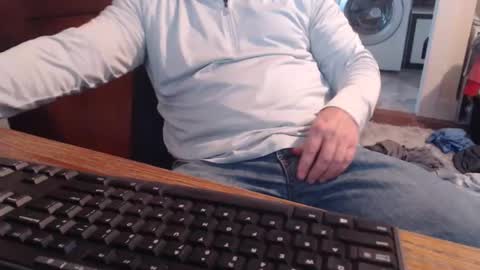 gethoggy online show from October 2025 06:52:02 PM