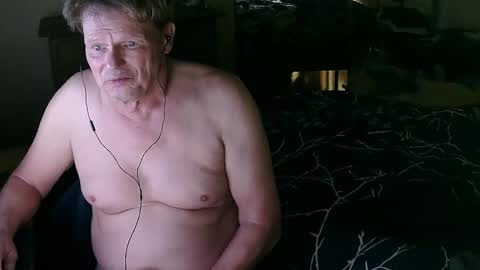 Snapshot of gethyn chatting on March 2025 07:04:02 AM Gethyn online show from March 2025 07:04:02 AM