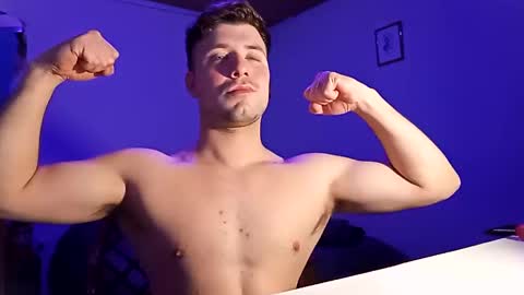 gferrari1996 online show from September 2025 06:46:01 AM