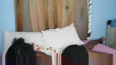 gggloria online show from February 2026 06:19:02 AM