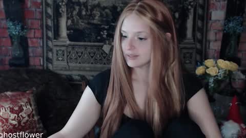 Snapshot of ghostflower chatting on March 2026 01:10:01 AM ghostflower online show from March 2026 01:10:01 AM