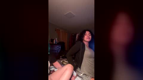 Snapshot of ghostharleyquinn chatting on April 2026 07:39:01 AM ghostharleyquinn online show from April 2026 07:39:01 AM