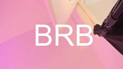 Snapshot of ghostmila chatting on April 2026 07:45:01 AM Milaa online show from April 2026 07:45:01 AM