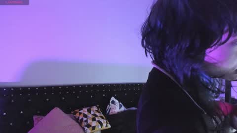 Snapshot of ghosty_doll chatting on December 2025 08:25:02 PM Allison online show from December 2025 08:25:02 PM