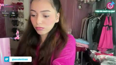 Snapshot of giaavalentinee chatting on March 2026 05:19:02 PM Gia online show from March 2026 05:19:02 PM