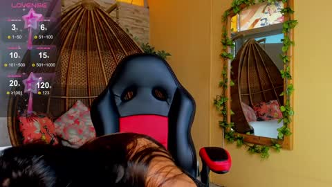 Snapshot of giafu chatting on December 2024 12:09:02 PM Gia online show from December 2024 12:09:02 PM