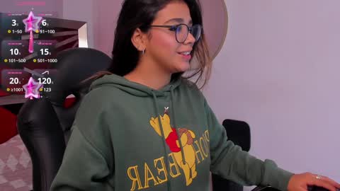 Snapshot of giafu chatting on January 2025 11:54:02 AM Gia online show from January 2025 11:54:02 AM