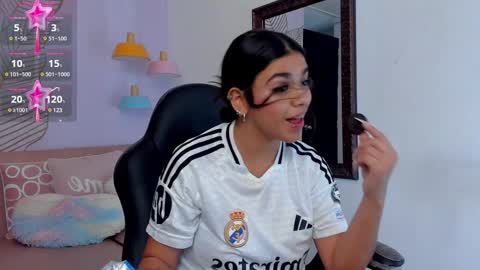 Snapshot of giafu chatting on January 2025 05:49:01 PM Gia online show from January 2025 05:49:01 PM