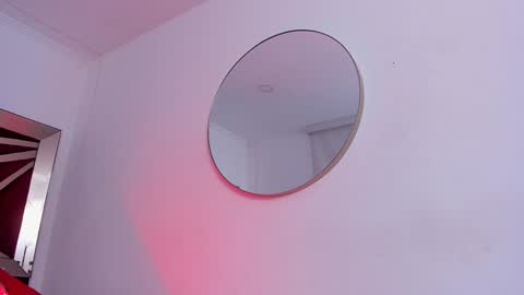 Snapshot of giafu chatting on February 2025 09:31:01 PM Gia online show from February 2025 09:31:01 PM