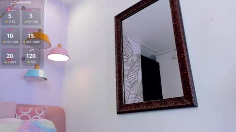 Snapshot of giafu chatting on February 2025 09:11:02 PM Gia online show from February 2025 09:11:02 PM