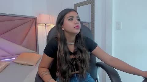 Snapshot of giafu chatting on February 2025 11:50:02 AM Gia online show from February 2025 11:50:02 AM