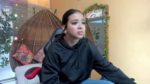 Snapshot of giafu chatting on February 2025 11:49:01 AM Gia online show from February 2025 11:49:01 AM