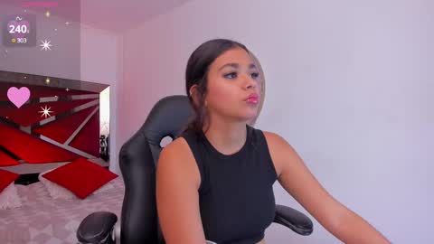 Snapshot of giafu chatting on February 2025 06:15:02 PM Gia online show from February 2025 06:15:02 PM