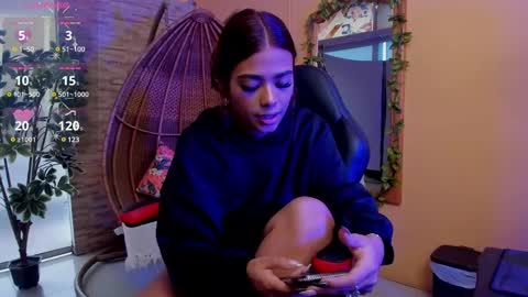 Snapshot of giafu chatting on March 2025 12:00:01 PM Gia online show from March 2025 12:00:01 PM