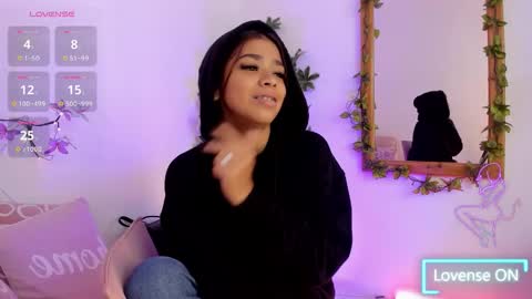 Snapshot of giafu chatting on September 2025 11:59:02 AM Gia online show from September 2025 11:59:02 AM