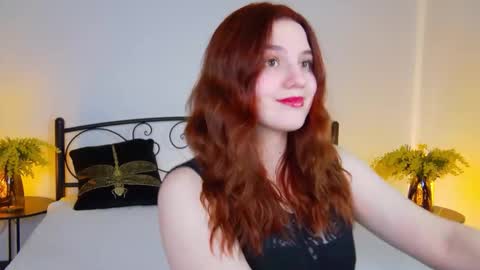 Roxy online show from October 2025 10:21:02 PM