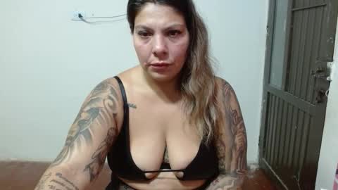 Gianna.. online show from November 2025 06:06:02 AM