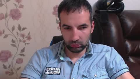 Snapshot of gianni_lion chatting on July 2026 05:15:02 PM Gianni online show from July 2026 05:15:02 PM