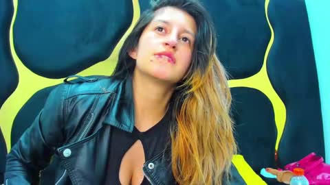 GiaRoussel online show from March 2025 08:35:02 PM