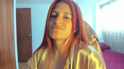 Snapshot of giaroussel chatting on May 2026 02:23:01 PM GiaRoussel online show from May 2026 02:23:01 PM
