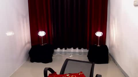 Snapshot of giaxxx01 chatting on December 2024 10:14:01 AM Gia X online show from December 2024 10:14:01 AM