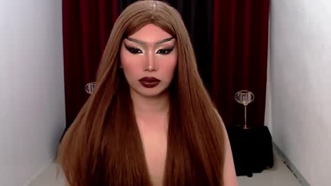 Snapshot of giaxxx01 chatting on January 2025 07:25:01 AM Gia X online show from January 2025 07:25:01 AM