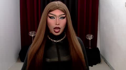 Snapshot of giaxxx01 chatting on January 2025 10:45:01 AM Gia X online show from January 2025 10:45:01 AM