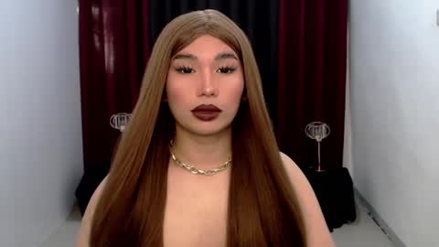 Snapshot of giaxxx01 chatting on January 2025 06:56:01 AM Gia X online show from January 2025 06:56:01 AM