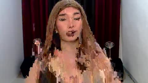 Snapshot of giaxxx01 chatting on January 2025 06:34:01 AM Gia X online show from January 2025 06:34:01 AM