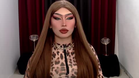 Snapshot of giaxxx01 chatting on February 2025 06:14:02 AM Gia X online show from February 2025 06:14:02 AM