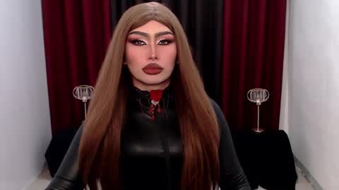 Snapshot of giaxxx01 chatting on February 2025 08:38:01 AM Gia X online show from February 2025 08:38:01 AM