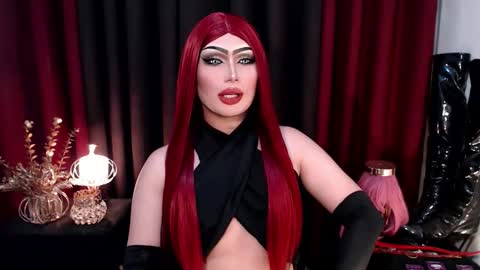 Snapshot of giaxxx01 chatting on September 2025 07:01:01 AM Gia X online show from September 2025 07:01:01 AM