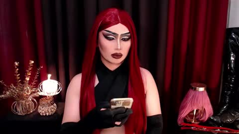 Snapshot of giaxxx01 chatting on September 2025 05:55:02 AM Gia X online show from September 2025 05:55:02 AM