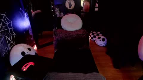 Snapshot of gigglemethis22 chatting on December 2024 07:03:02 PM Giggles online show from December 2024 07:03:02 PM