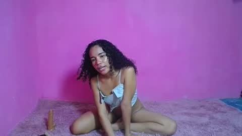 Snapshot of gigi_scott_ chatting on March 2026 02:06:01 AM GIGI STCOTT online show from March 2026 02:06:01 AM