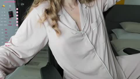 Snapshot of gigihadd chatting on March 2025 04:52:02 PM gigihadd online show from March 2025 04:52:02 PM