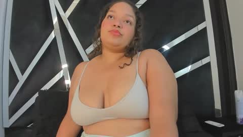 gigiht online show from January 2026 08:45:02 PM