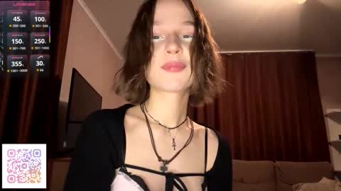 Molly online show from November 2025 07:34:02 PM