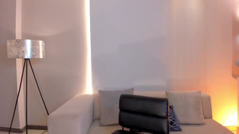 GIGI online show from January 2025 02:16:02 AM