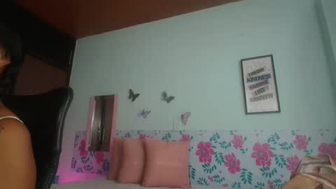 Snapshot of gigimiler8 chatting on September 2025 08:45:02 PM Sharlotte  online show from September 2025 08:45:02 PM