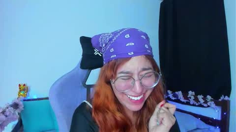 Snapshot of gigimooon chatting on November 2025 01:49:02 AM gigimooon online show from November 2025 01:49:02 AM