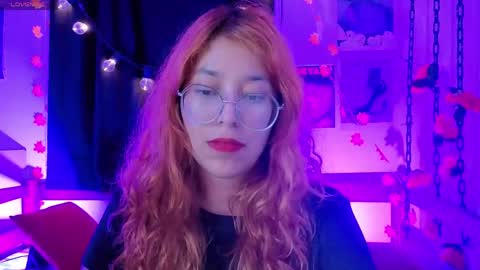 gigimooon online show from May 2026 02:19:01 AM