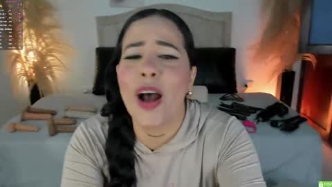 Snapshot of giiny_ chatting on April 2026 02:27:02 AM pamela online show from April 2026 02:27:02 AM