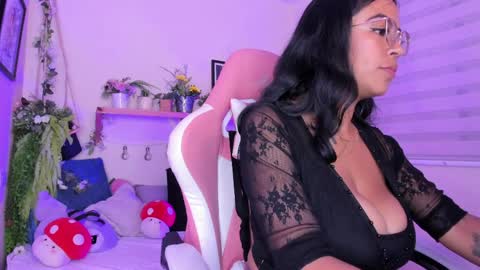 Snapshot of giisell chatting on April 2026 01:55:02 PM giisell online show from April 2026 01:55:02 PM