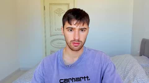 Snapshot of gilbertogonzales chatting on September 2025 07:54:01 AM gilbertogonzales online show from September 2025 07:54:01 AM