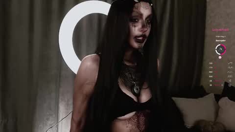 Stacy online show from October 2025 07:04:02 PM