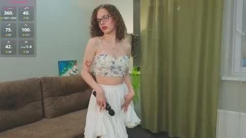 Snapshot of gillianshean chatting on October 2025 01:45:02 PM Anna online show from October 2025 01:45:02 PM