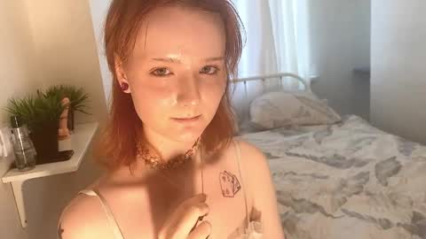 Snapshot of gillsweet chatting on April 2026 08:52:02 AM Mira online show from April 2026 08:52:02 AM